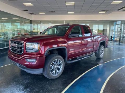 Red 2017 GMC Sierra 1500 SLT for sale in Boone, IA