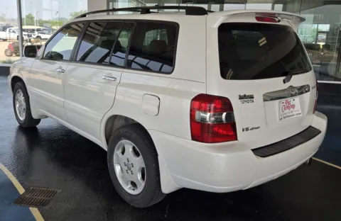 Another view of 2006 Toyota Highlander Sport w/3rd Row for sale in Boone, IA at Pat Clemons Inc.