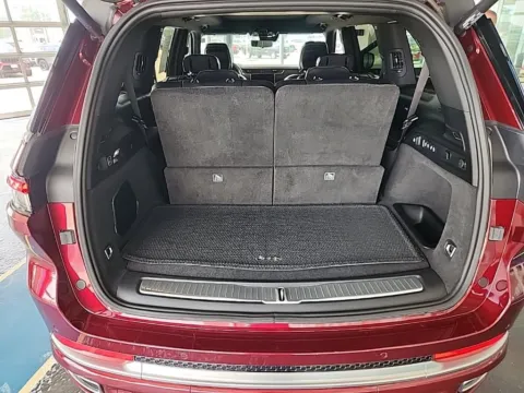 More photos of 2021 Jeep Grand Cherokee L Summit at Pat Clemons Inc., IA