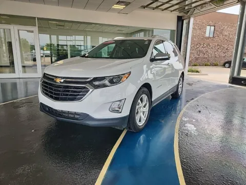 White 2018 Chevrolet Equinox Premier for sale in Boone, IA