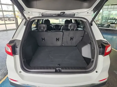 More photos of 2018 Chevrolet Equinox Premier at Pat Clemons Inc., IA