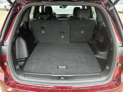 More photos of 2024 Jeep Grand Cherokee Altitude X at Pat Clemons Inc., IA