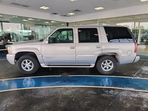 Photos of 1999 GMC Denali for sale in Boone, IA at Pat Clemons Inc.