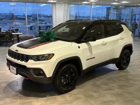 White 2024 Jeep Compass Trailhawk for sale in Boone, IA