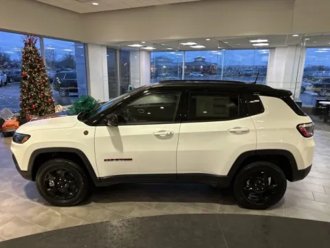 Photos of 2024 Jeep Compass Trailhawk for sale in Boone, IA at Pat Clemons Inc.