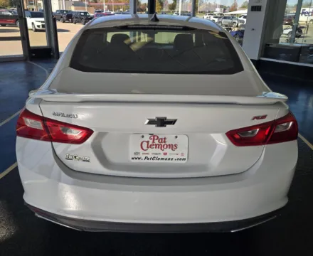 More photos of 2019 Chevrolet Malibu RS at Pat Clemons Inc., IA