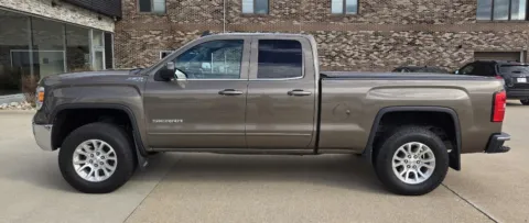 Photos of 2015 GMC Sierra 1500 SLE for sale in Boone, IA at Pat Clemons Inc.