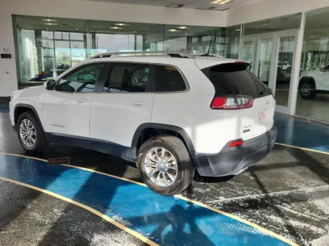 Another view of 2021 Jeep Cherokee Latitude Lux for sale in Boone, IA at Pat Clemons Inc.
