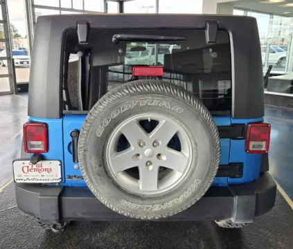 More photos of 2010 Jeep Wrangler Unlimited Sport at Pat Clemons Inc., IA