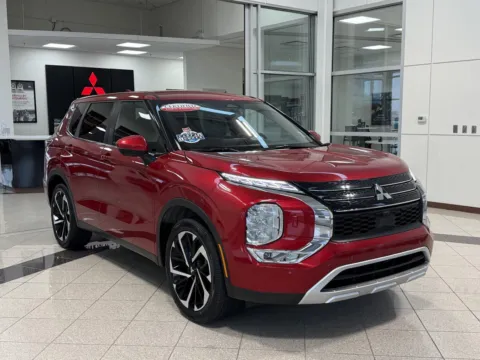 Photos of 2024 MITSUBISHI OUTLANDER SE/BL for sale in Lincoln, NE at Clemons Mitsubishi