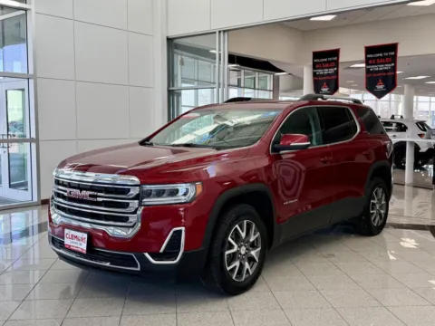 Red 2022 GMC Acadia SLE for sale in Lincoln, NE