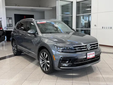 Photos of 2020 Volkswagen Tiguan SEL Premium R-Line for sale in Lincoln, NE at Clemons Mitsubishi