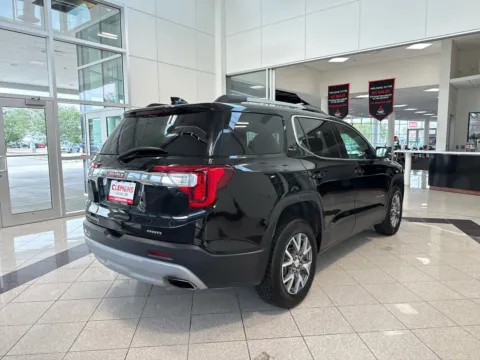 More photos of 2023 GMC Acadia SLT at Clemons Mitsubishi, NE