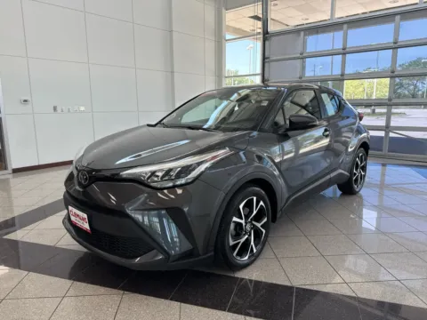 Gray 2022 Toyota C-HR XLE for sale in Lincoln, NE