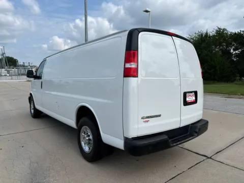 Another view of 2017 Chevrolet Express Cargo Van 3500 for sale in Lincoln, NE at Clemons Mitsubishi