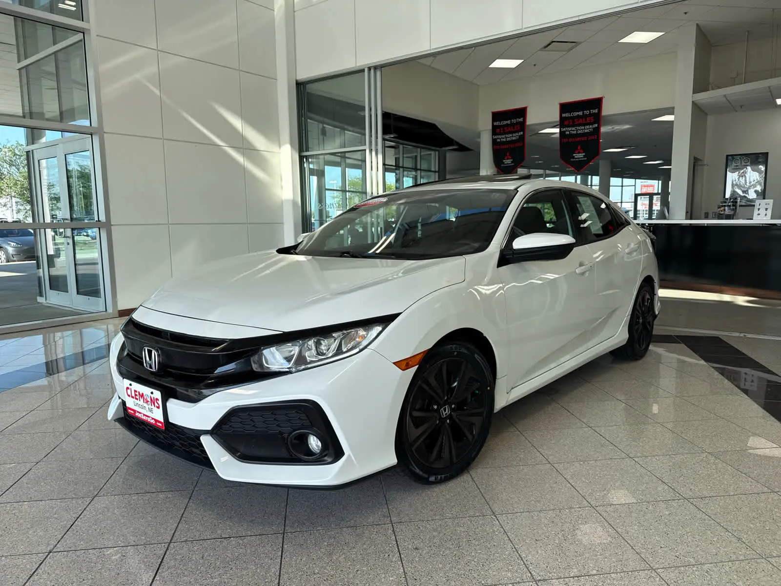 White 2019 Honda Civic Hatchback EX for sale in Lincoln, NE
