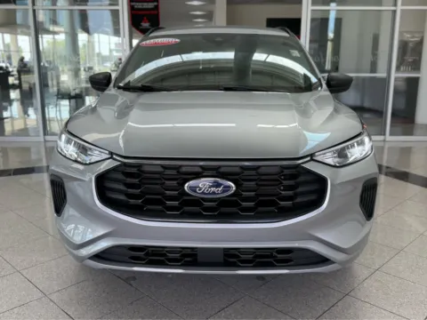 More photos of 2024 Ford Escape ST-Line at Clemons Mitsubishi, NE