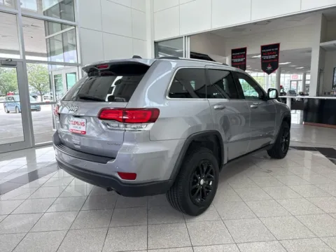 More photos of 2021 Jeep Grand Cherokee Laredo E at Clemons Mitsubishi, NE