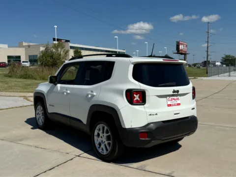 Another view of 2019 Jeep Renegade Latitude for sale in Lincoln, NE at Clemons Mitsubishi