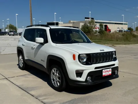 White 2019 Jeep Renegade Latitude for sale in Lincoln, NE