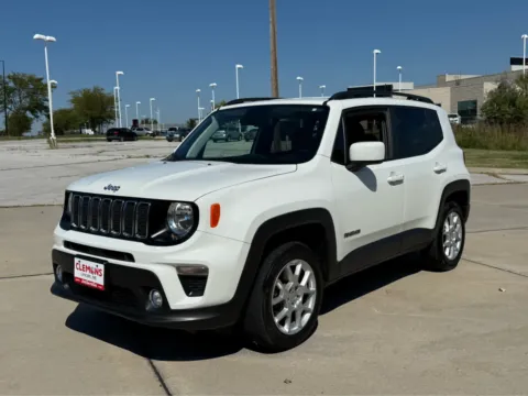 Photos of 2019 Jeep Renegade Latitude for sale in Lincoln, NE at Clemons Mitsubishi