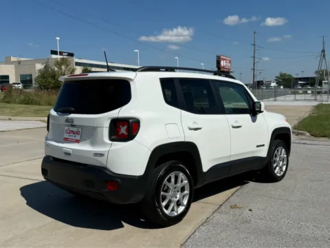 More photos of 2019 Jeep Renegade Latitude at Clemons Mitsubishi, NE