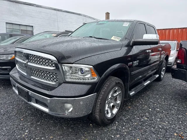 2016 RAM Ram 1500 Pickup Laramie