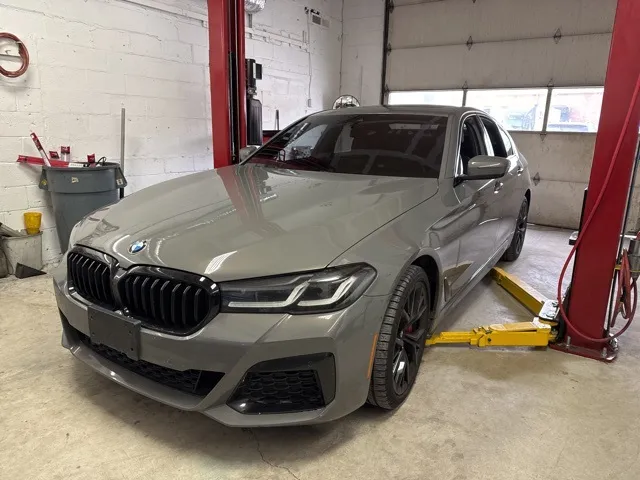 Gray 2022 BMW 5 Series 530i xDrive for sale in Frederick, MD