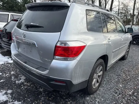 More photos of 2011 Toyota Highlander at Hi Lo Auto Sales - Frederick - 355, MD