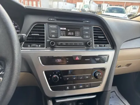 More photos of 2017 Hyundai Sonata at Hi Lo Auto Sales - Frederick - 355, MD