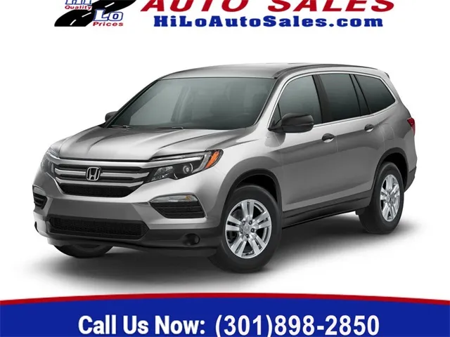 2017 Honda Pilot LX's photo