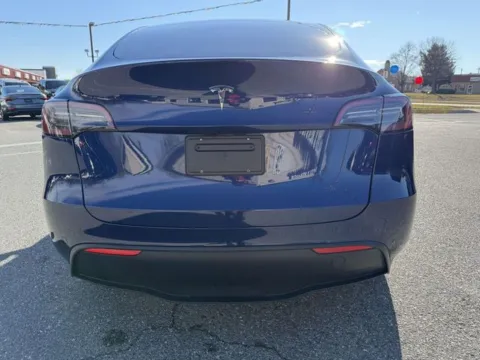 More photos of 2025 Tesla Model Y Long Range at Hi Lo Auto Sales - Frederick - 355, MD