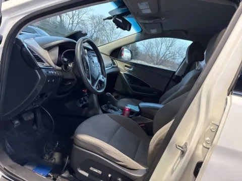 More photos of 2016 Hyundai Santa Fe SE at Hi Lo Auto Sales - Frederick - 355, MD