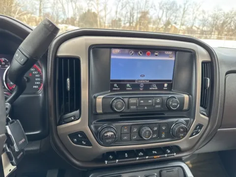 More photos of 2016 GMC Sierra 2500HD Denali at Hi Lo Auto Sales - Frederick - 355, MD