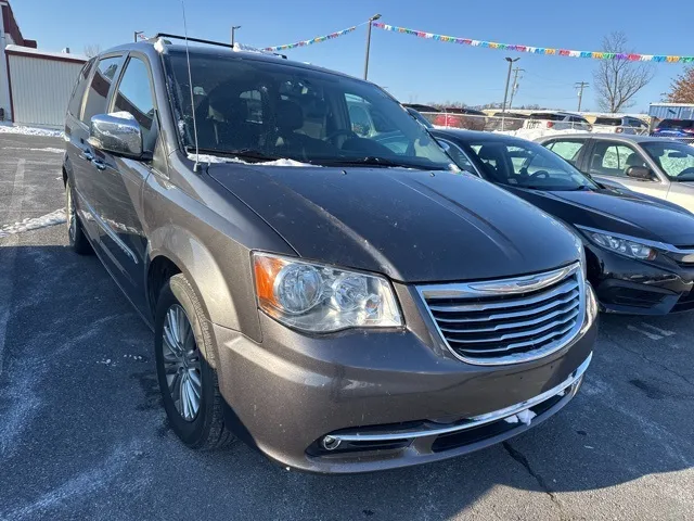 2016 Chrysler Town & Country Touring-L for sale in Frederick, MD