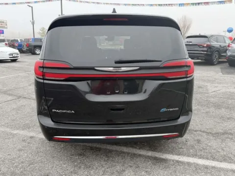 More photos of 2023 Chrysler Pacifica Hybrid Limited at Hi Lo Auto Sales - Frederick - 355, MD
