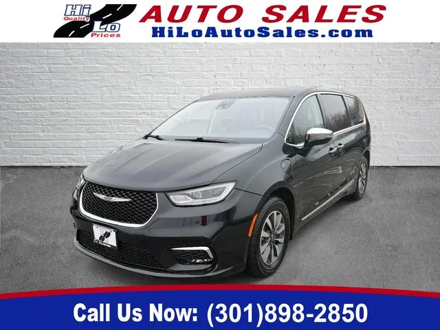 2023 Chrysler Pacifica Hybrid Limited for sale in Frederick, MD