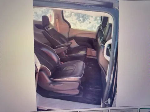 More photos of 2023 Chrysler Pacifica Hybrid Limited at Hi Lo Auto Sales - Frederick - 355, MD