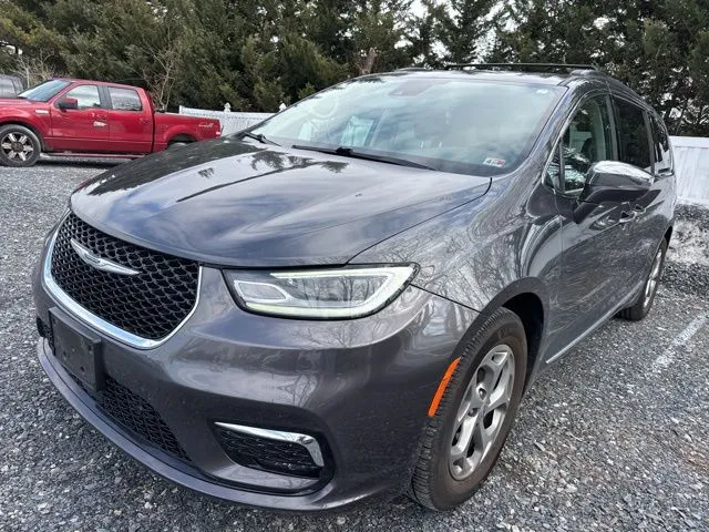 Gray 2022 Chrysler Pacifica Limited for sale in Frederick, MD