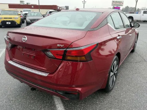 More photos of 2021 Nissan Altima 2.5 SV at Hi Lo Auto Sales - Frederick - 355, MD
