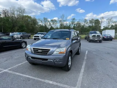 Gray 2008 Kia Sorento LX for sale in Frederick, MD