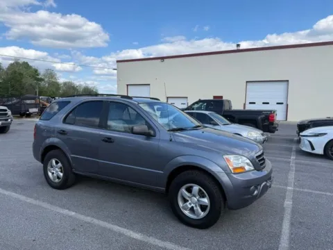 Photos of 2008 Kia Sorento LX for sale in Frederick, MD at Hi Lo Auto Sales - Frederick - 355