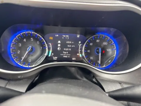 More photos of 2022 Chrysler Pacifica Touring L at Hi Lo Auto Sales - Frederick - 355, MD