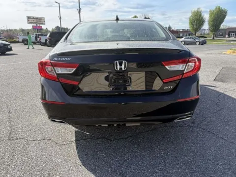 More photos of 2018 Honda Accord EX-L 2.0T at Hi Lo Auto Sales - Frederick - 355, MD