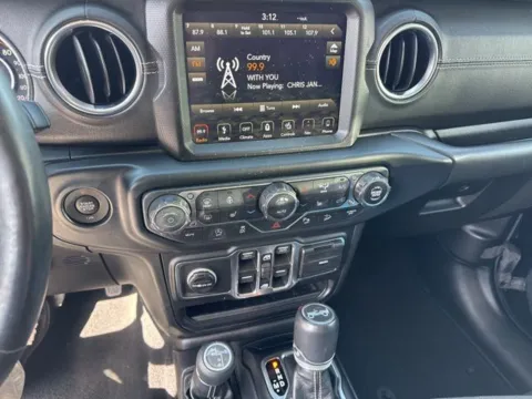 More photos of 2019 Jeep Wrangler Unlimited Sahara at Hi Lo Auto Sales - Frederick - 355, MD
