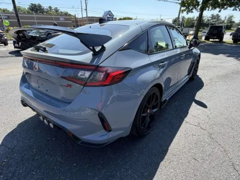More photos of 2025 Honda Civic Type R at Hi Lo Auto Sales - Frederick - 355, MD