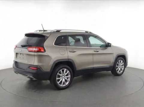 More photos of 2016 Jeep Cherokee Limited at Hi Lo Auto Sales - Frederick - 355, MD