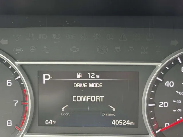 2022 Kia Sorento SX - Photo 12