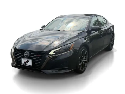 Black 2023 Nissan Altima 2.5 SR for sale in Frederick, MD
