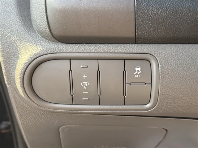 2017 Kia Forte LX Base photo 22